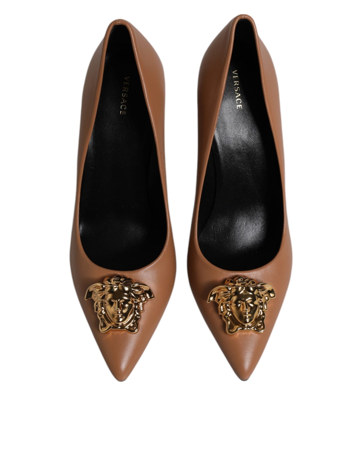 Scarpe con tacco alto e placca logo in pelle marrone Versace