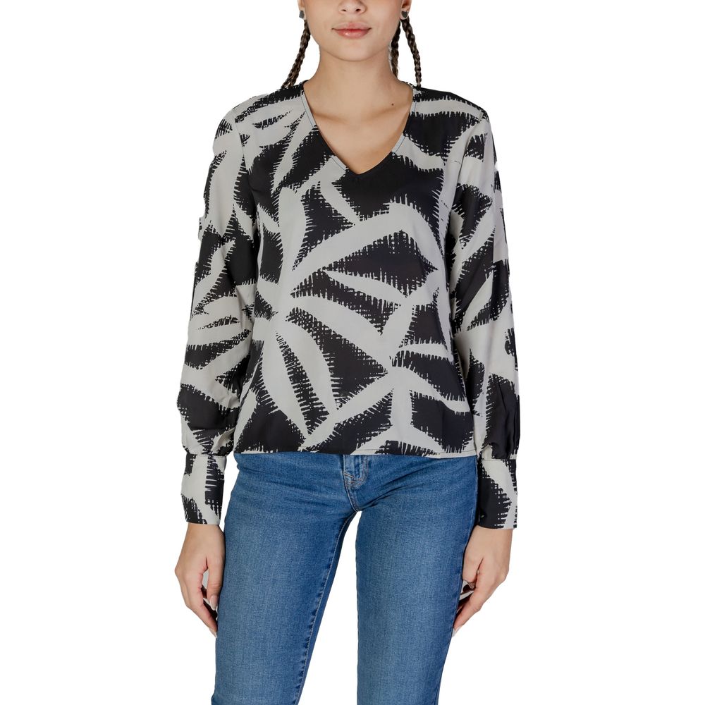 Blusa nera in poliestere riciclato di Jacqueline De Yong