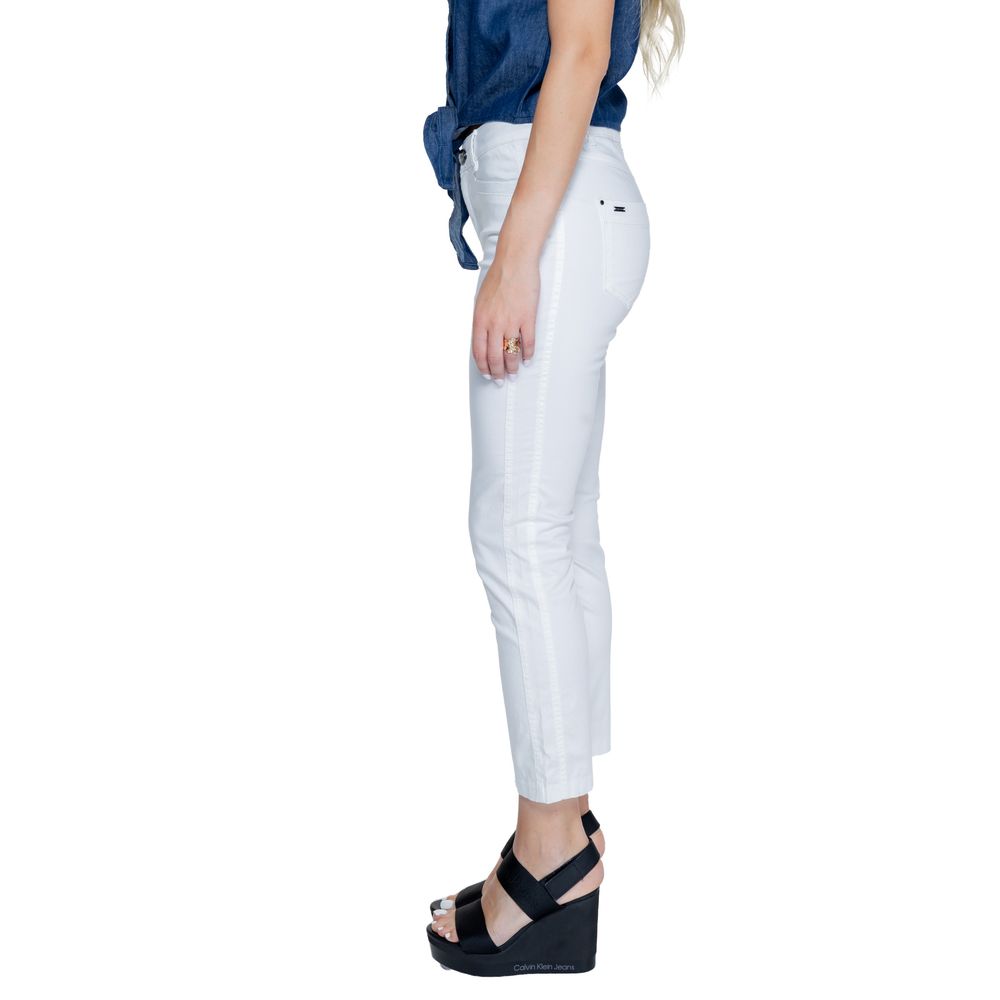 Pantalon décontracté en coton blanc Street One