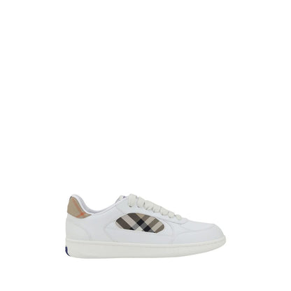 Sneakers basse Burberry Bos Taurus in pelle di vitello bianca