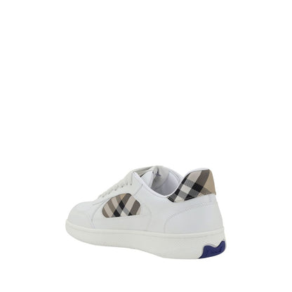 Sneakers basse Burberry Bos Taurus in pelle di vitello bianca