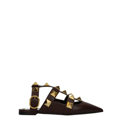 Sandales plates en cuir marron Valentino Garavani