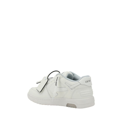 Off-White fuori ufficio per le sneakers da passeggio