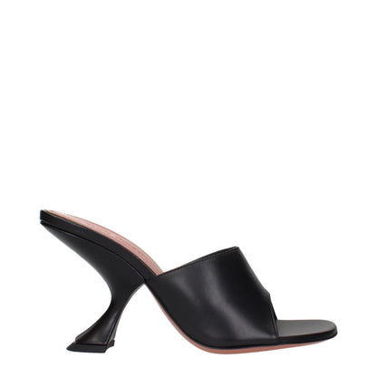 Sandali con tacco a spillo in pelle nera di Amina Muaddi
