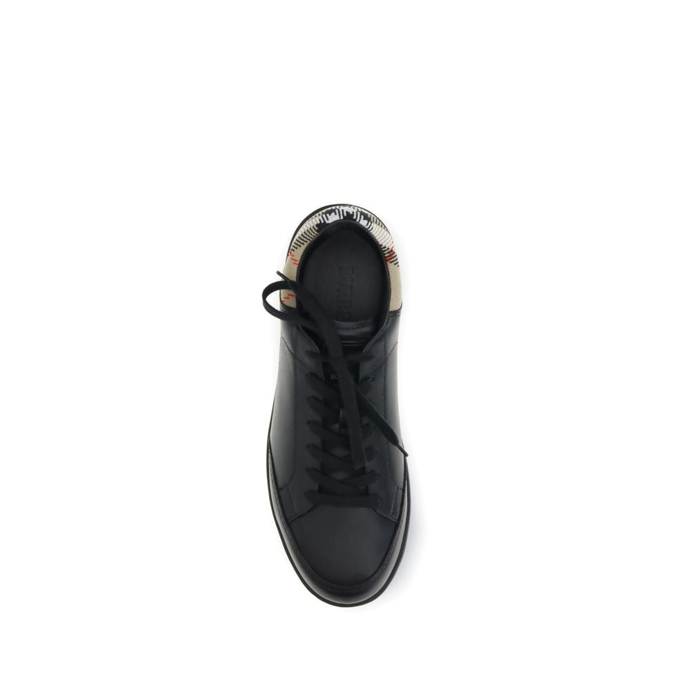 Baskets basses Burberry Bos Taurus en cuir de veau noir
