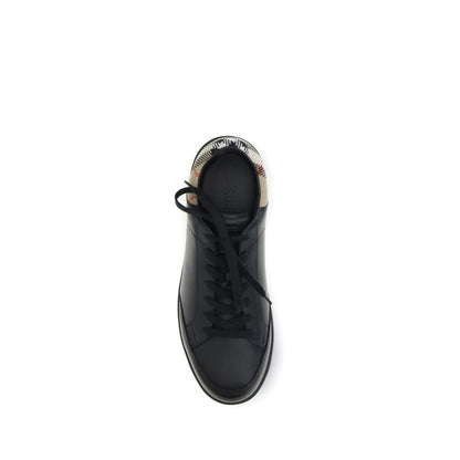 Baskets basses Burberry Bos Taurus en cuir de veau noir